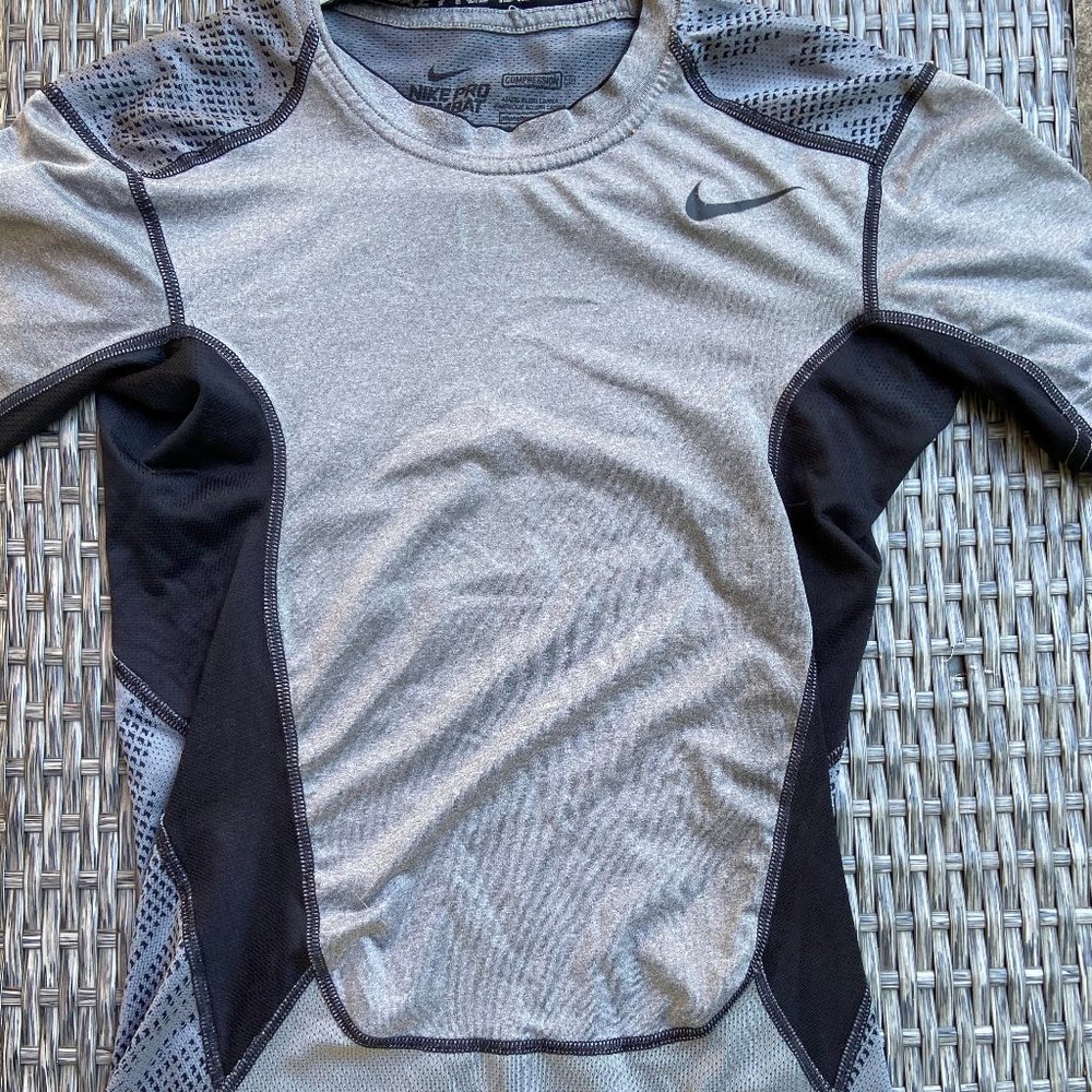 Nike pro combat T-shirt